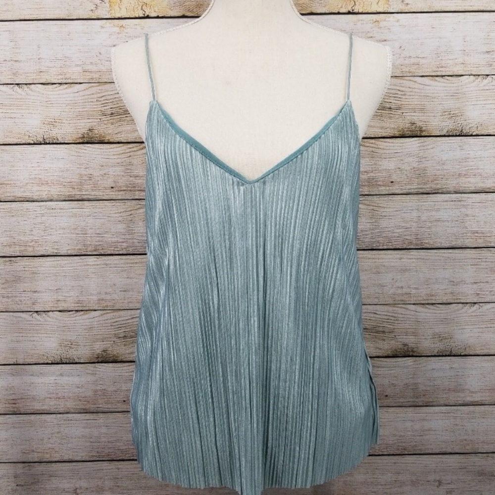 ๐ Tilly's Sage Pleaded Cami Top - Picture 4 of 6